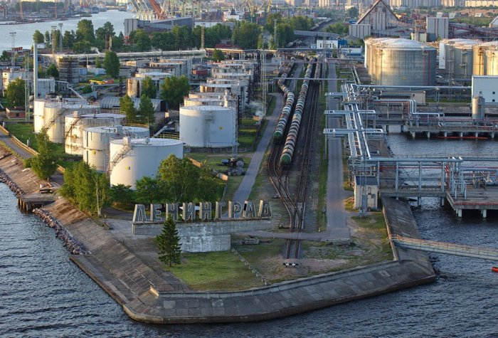 Oil terminal of Saint-Peterburg. (JSC PNT) 