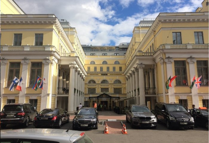 Hotel "Hermitage", Saint-Petersburg