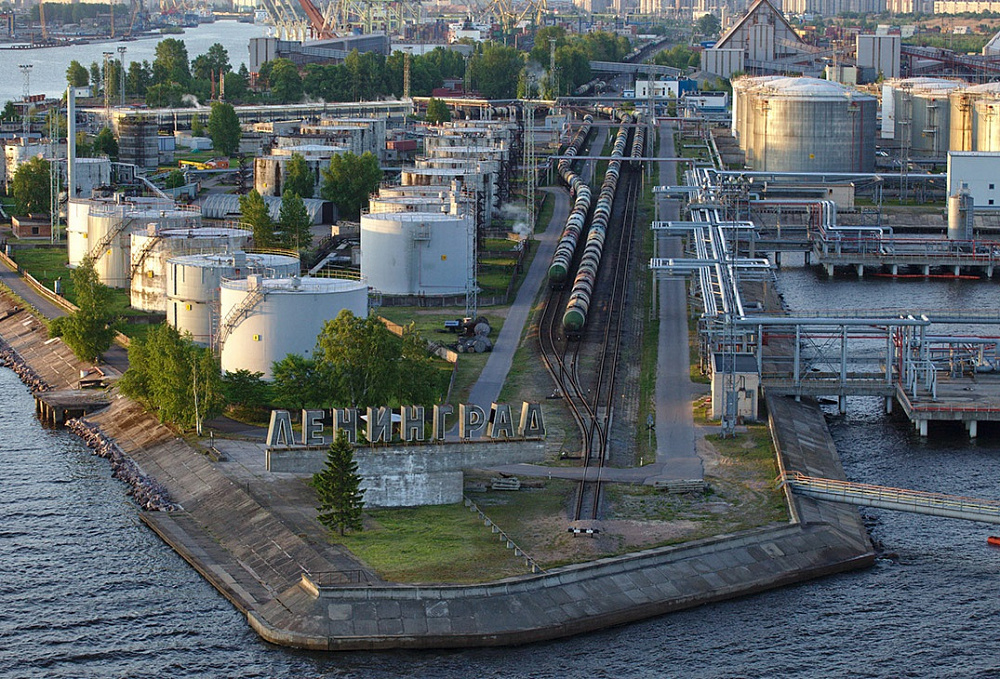 Oil terminal of Saint-Peterburg. (JSC PNT) 